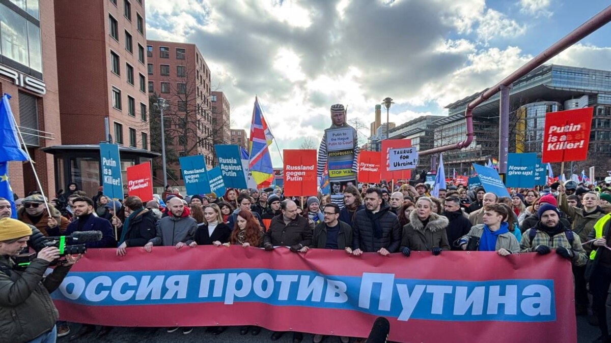 ბერლინში რუსეთის ოპოზიციის მსვლელობა გაიმართა