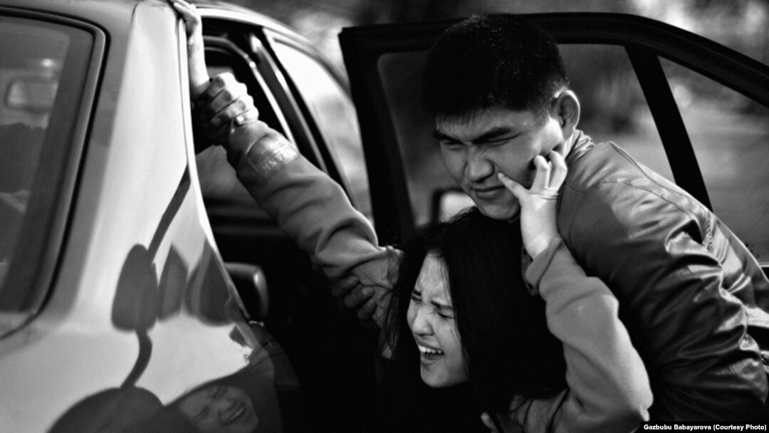 Activists say more than 10,000 Kyrgyz girls, many teenagers, are abducted each year for marriage. (illustrative photo from the Kyz Korgon Institute, an NGO that campaigns to eliminate bride snatching in Kyrgyzstan).