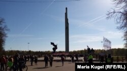 "Монумент освободителям" в Риге, который власти Латвии считают символом советской оккупации