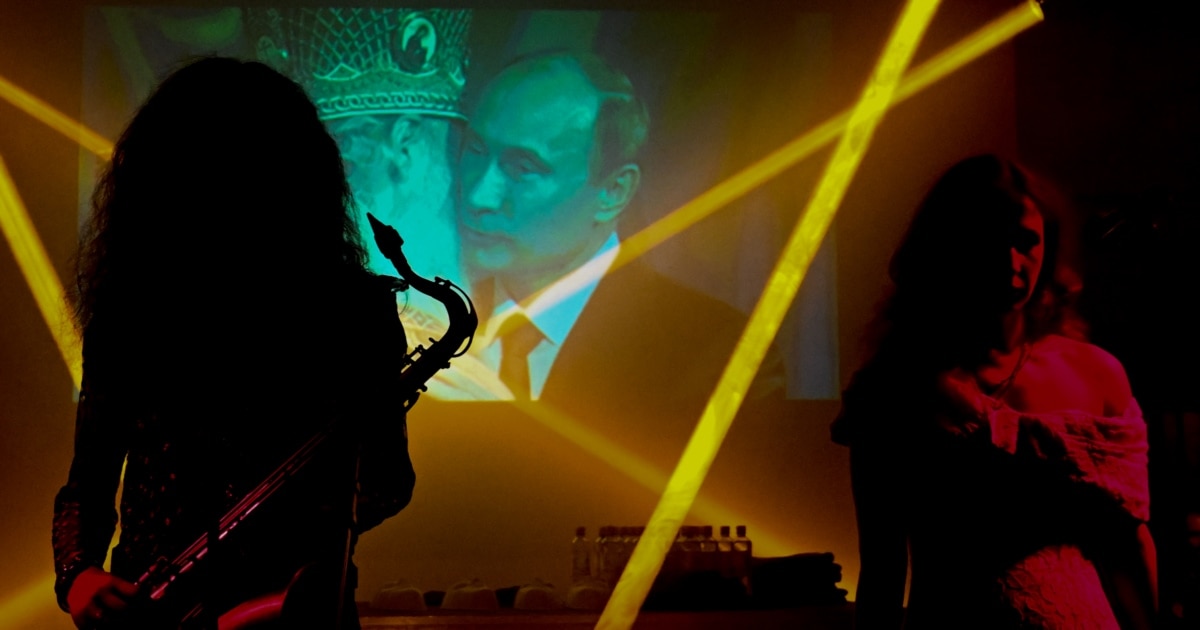 მოსკოვის სასამართლომ Pussy Riot-ის წევრებს 8-დან 13 წლამდე პატიმრობა მიუსაჯა