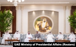 حاکمان امارات هفت‌گانه عربی در مراسم یادبود شیخ خلیفه در روز شنبه ۱۴ مه
