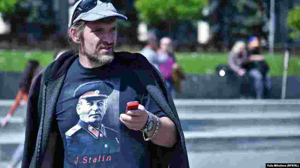 De 9 mai, cu Stalin pe tricou
