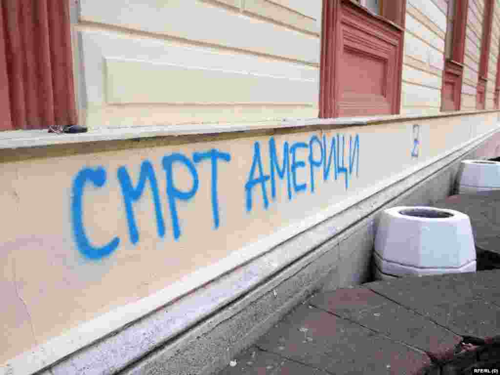 Graffiti declaring &ldquo;death to America&rdquo; alongside a letter &quot;Z.&quot; Anti-American sentiment in Serbia has been widespread since the 1999 NATO bombings of Yugoslavia that killed at least 489 civilians. &nbsp;