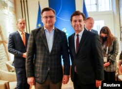 Miniștrii de externe ai Ucrainei și Republicii Moldova, D. Kuleba și Nicu Popescu la reuniunea G7 din Germania, 13 mai 2022