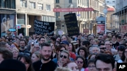 Protest u Hrvatskoj u znak solidarnosti sa ženom kojoj je odbijen zahtjev za abortusom uprkos zdravstvenim poteškoćama fetusa, 12. maj 2022.