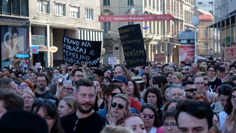 Širom Hrvatske održani prosvjedi protiv otežavanja pobačaja 