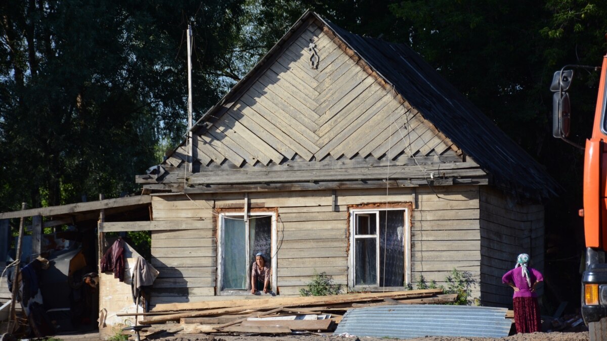 Строительный мусор это был или дом — сказать не могу