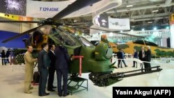 Helikopter i tipit, "T129 ATAK" .