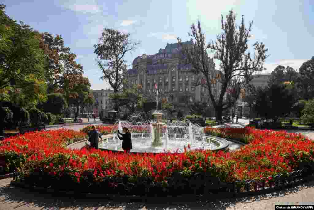 Одесский городской сад, основанный Феликсом де Рибасом в 1803 году, &mdash;&nbsp;старейший парк города