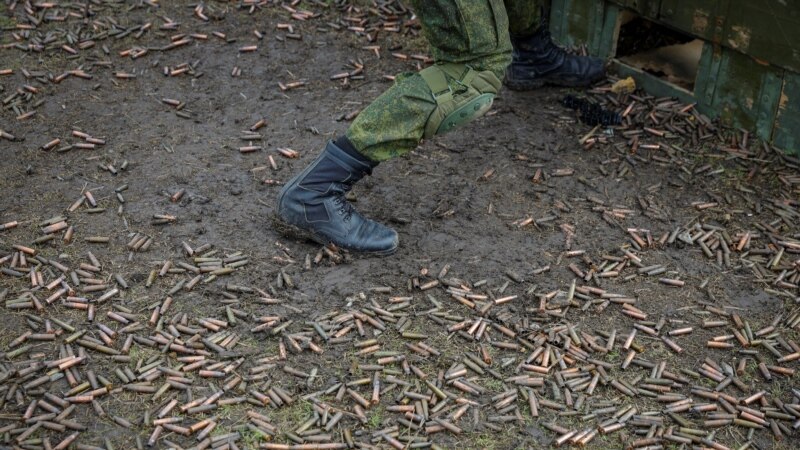 Новосибирскида мобилизацияләнгән ир сугышка бармас өчен аягына аткан