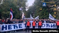 Predstavnici opozicionih stranaka i građani u protestnoj šetnji, Banja Luka, 6. oktobar 2022.
