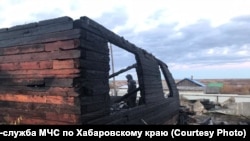 Дом в селе Синда Хабаровского края, где погибли четверо детей.