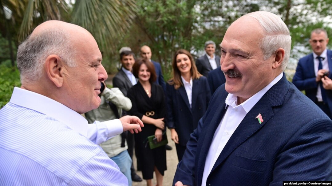 Аслан Бжания и Александр Лукашенко