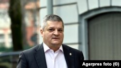 Radu Cristescu (PSD) a lansat, marți, un atac verbal violent la adresa membrilor USR de la tribuna Parlamentului.