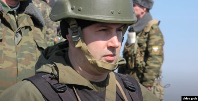 Udhëheqja e ushtrisë në Çeçeni nga Surovikin u kritikua, pasi ai mori komandën më 2004.