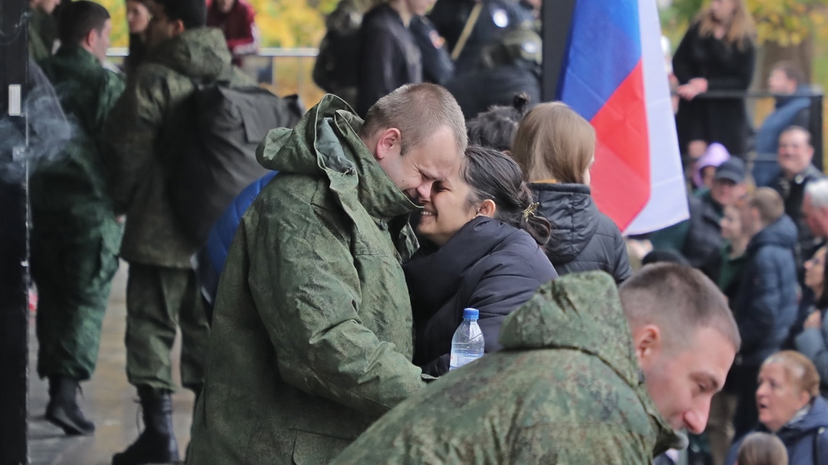 Мобилизованные возвращаются домой в мешках для трупов. В российском  обществе нарастает страх и недовольство