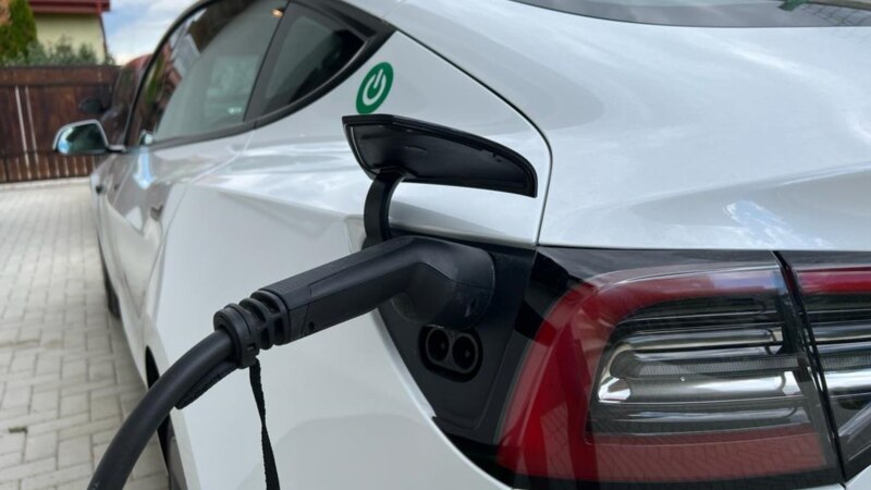 Европскиот парламент одобри забрана на нови автомобили со фосилни горива од 2035 година