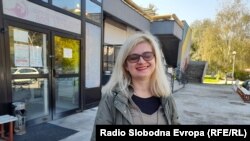 „(Поминав )Супер, одлично, со лична карта само. Во моментов живеам на друго место, затоа дојдов првиот ден“, вели Анчева.