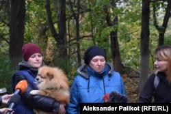 Speaking outside a hospital in Kharkiv, Lyudmyla Potapova (left) and her mother, Tamara Halishnikova, describe escaping death in the September 25 attack.