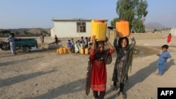 В некоторых регионах Афганистана у людей нет доступа к чистой воде