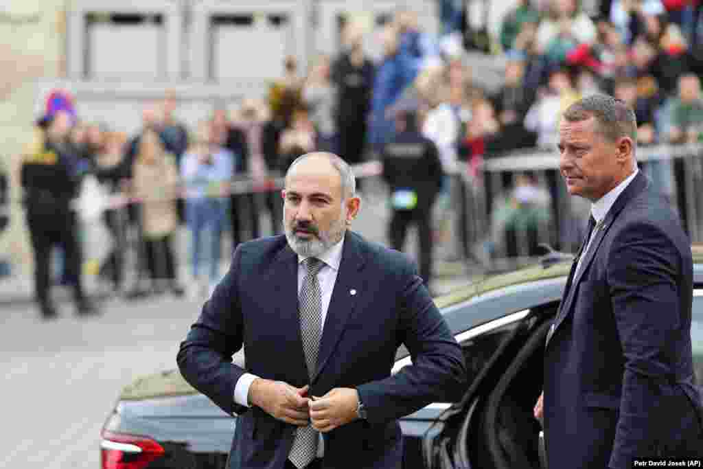 Armenski premijer Nikol Pašinjan dolazi na EU samit.