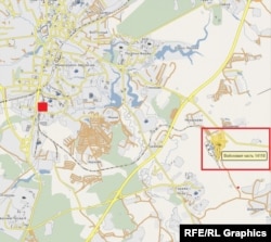 Красный квадрат слева – место, где "ядерный поезд" попал на видео. В красном прямоугольнике – войсковая часть 14118, откуда он выехал