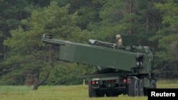 Artiljerijski raketni sistem visoke pokretljivosti M142 (HIMARS) na vojnoj vežbi u Letoniji u septembru.