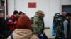 Орусия абактагы мигранттарды согушка тартууда