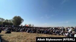 Кемпир-Абаддын берилишине нааразылык курултайы. Өзгөн. Октябрь, 2022-жыл.