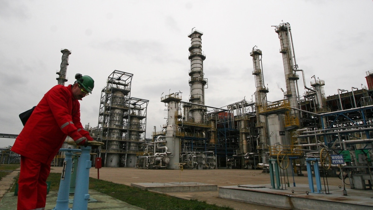 Русия спря доставките на суров петрол по нефтопровода “Дружба за