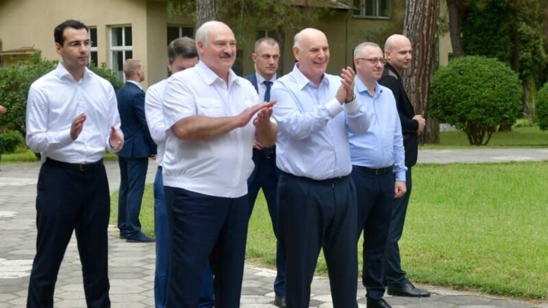 У Абхазіі заяўляюць, што Лукашэнка вырашыў увесьці зь імі бяспошлінны гандаль: «Дэ-факта для нас гэта эканамічнае прызнаньне»