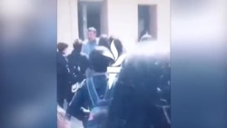  Как ученички в Иран стачкуват против управляващите 