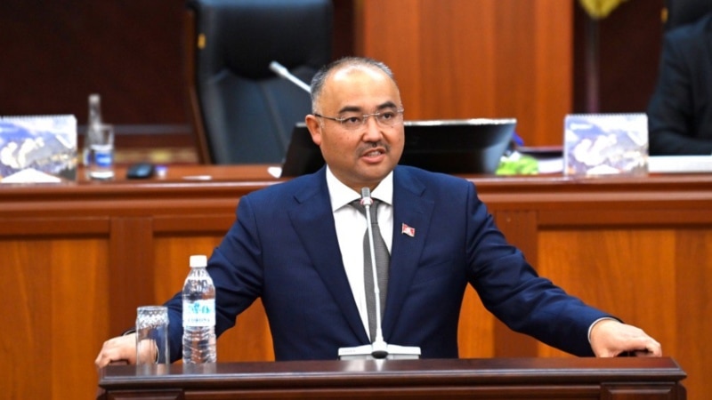 Шакиев министрлер кыргыз тилин 