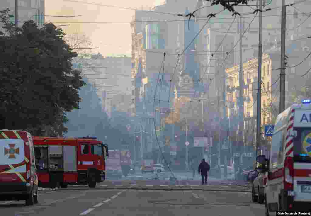 Шевченковский район &ndash; это тот же центральный район Киева, по которому неделю назад российские силы наносили удары.