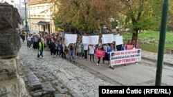 'Nije porodična tragedija, već ubistvo': Protesti žena u BiH protiv femicida 
