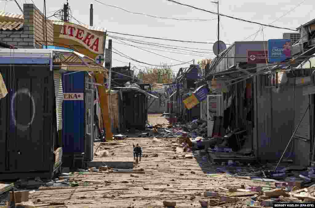 Much of the city was left in ruins from the intense fighting that led to its liberation on September 9. &nbsp;