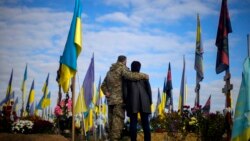 Războiul din Ucraina a provocat suferință pentru milioane de oameni. Mii au murit pe câmpul de luptă sau în urma unor atacuri asupra civililor, milioane au fost nevoiți să plece din țară.