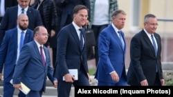 Premierul Olandei, Mark Rutte, a anunțat că țara sa nu va susține aderarea României la spațiul Schengen fără să vadă reformele legate de justiție și statul de drept. Imagine din timpul vizitei lui Mark Rutte în România, 12 octombrie 2022.