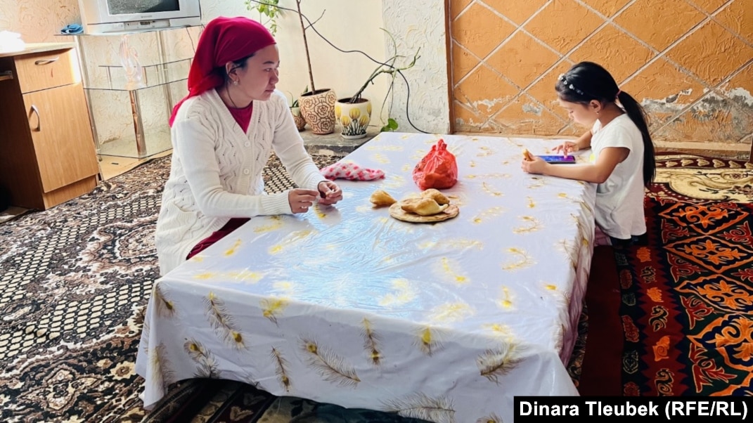 Сексуалды купальниктің жеке суреті