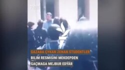 Gazaba çykan zenan okuwçylar Eýranyň hökümet resmisini mekdepden kowýar