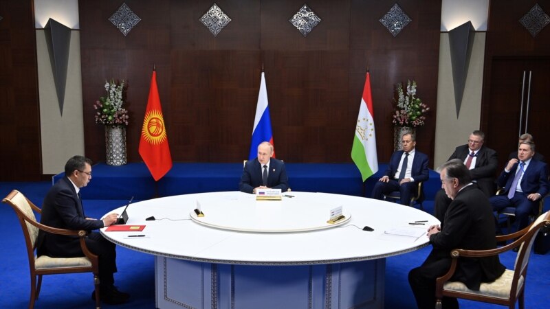 Жапаров, Путин жана Рахмон кыргыз-тажик чек арасындагы абалды талкуулады