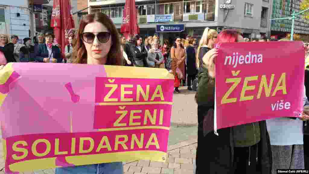 Sa protesta u Bihaću su upućene mnoge poruke i poziv ženama na solidarnost.