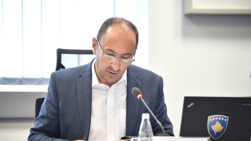 Minister Liburn Aliu odstopil zaradi izvolitve Dimala Baše za predsednika parlamenta Kosova