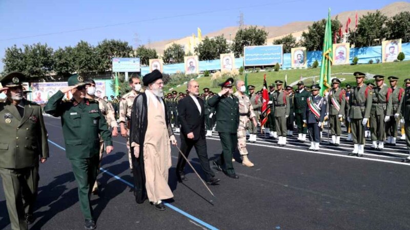 Хаменеи демонстрациялар күч менен басыларын эскертти