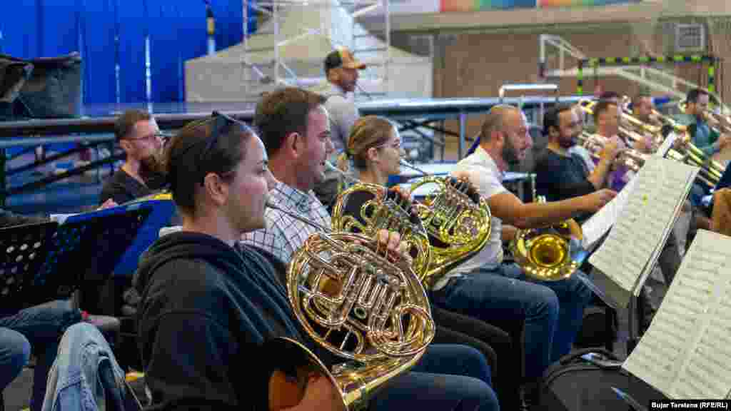 Instrumentististët&nbsp; e Filharomonisë së Kosovës gjatë provave.