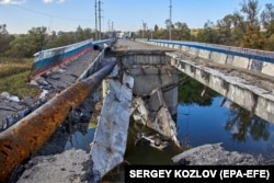 Знищений міст через Оскіл, осінь 2022 року