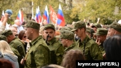 Проводи мобілізованих Росією кримчан на війну в Україні. Севастополь, 27 вересня 2022 року