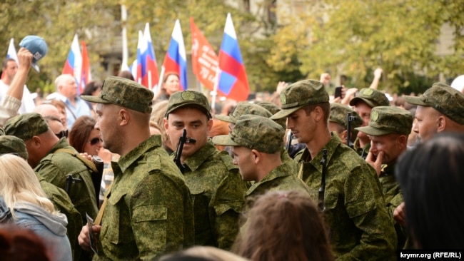 Проводы военнослужащих 47-й мотострелковой дивизии ВС РФ на войну против Украины. Севастополь, 27 сентября 2022 года