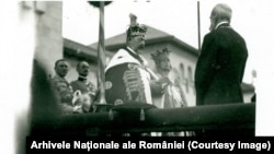 Azi se împlinesc 100 de ani de la încoronarea Regelui Ferdinand și a Reginei Maria. În 15 octombrie 1922, aceștia s-au aflau la Alba Iulia, unde, în cadrul unei ceremonii, au marcat ultima etapă a Unirii petrecute în 1918. 