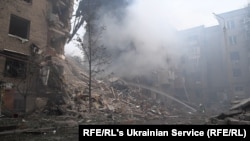 GRAB Russian Strikes Hit Kyiv And Other Ukrainian Cities